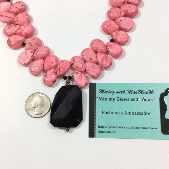 Statement Necklace-Pink w/Black Pendant-NWT-SALE - Picture 6 of 7